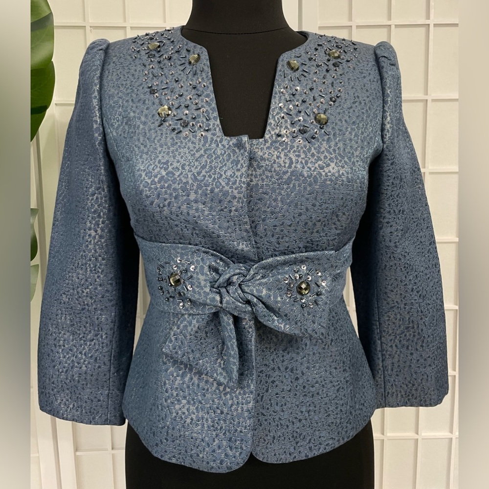 Tahari Arthur S. Levine Luxe